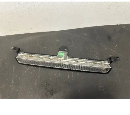 Volvo V70 Third/center stoplight 8658948