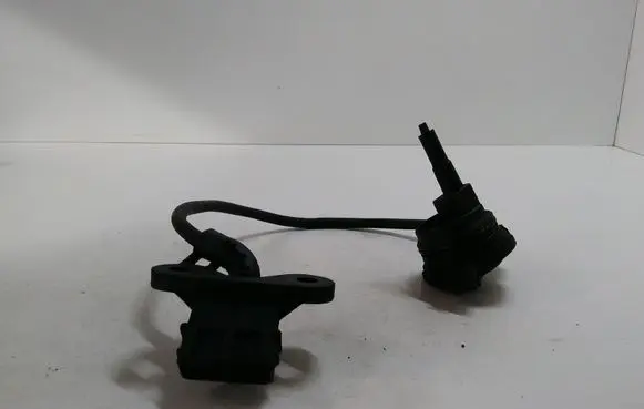 Volkswagen PASSAT B5.5 Reversing light switch sensor 012919823F