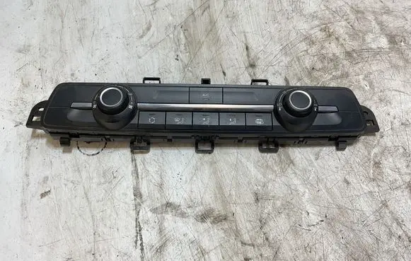 Opel Combo E Climate control unit 98081722ZD 20181120 35252501