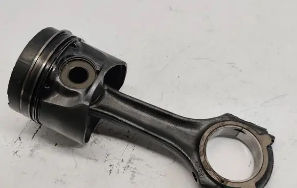 Mercedes-Benz A W168 Piston with connecting rod 6680300417 6680370301 6680300117