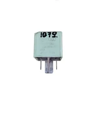 Audi A8 S8 D2 4D Other relay 4H0951253