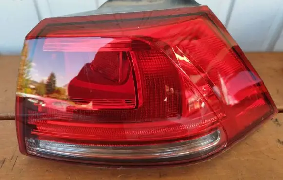 Volkswagen Golf VII Rear/tail lights 5G0945096