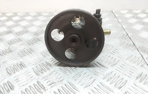 Citroen Berlingo Power steering pump 9638382980