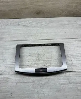 Volkswagen PASSAT B7 Radio/GPS head unit trim 3AA858069H