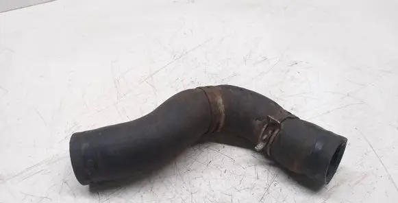 Subaru Outback Engine coolant pipe/hose