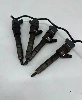 Renault Megane II Fuel injectors set 8200100272 0445110100B