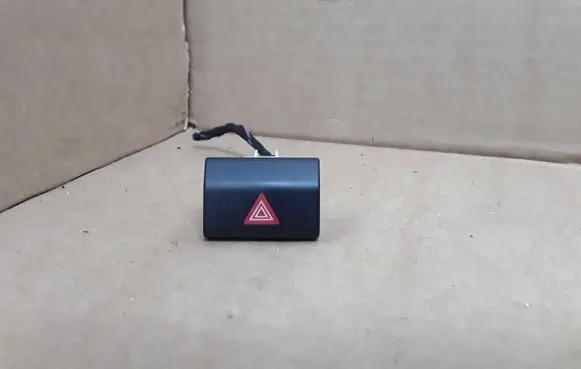Skoda Superb B6 (3T) Hazard light switch 3T0953235D 3T0953235 10012340
