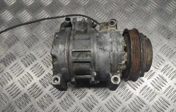 Audi A4 S4 B5 8D Air conditioning (A/C) compressor (pump) 4B0260805C