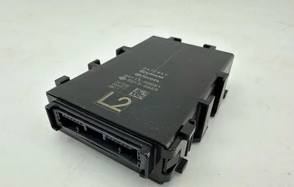 Toyota C-HR I Gateway control module 8911102051