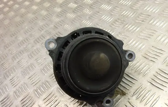 BMW X3 F25 Engine mount bracket 6856183