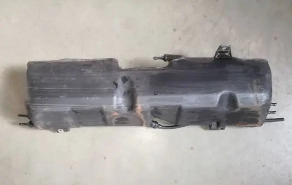 Mercedes-Benz SL R107 Intake resonator 1074700789