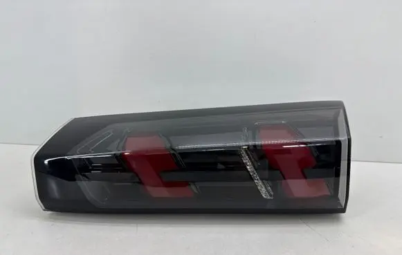 Peugeot 2008 II Tailgate rear/tail lights 9825957180