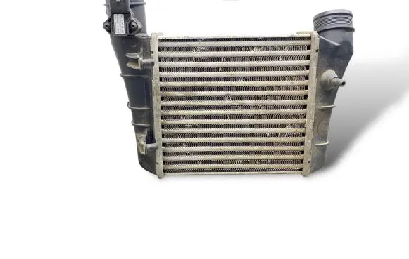 Audi A4 S4 B7 8E 8H Intercooler radiator 8E0145805AA 3229440