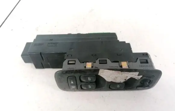 Volvo V70 Electric window control switch 09193383