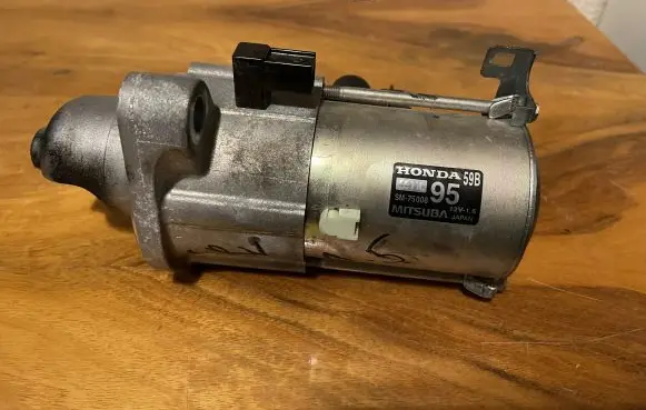 Honda CR-V Starter motor SM75008