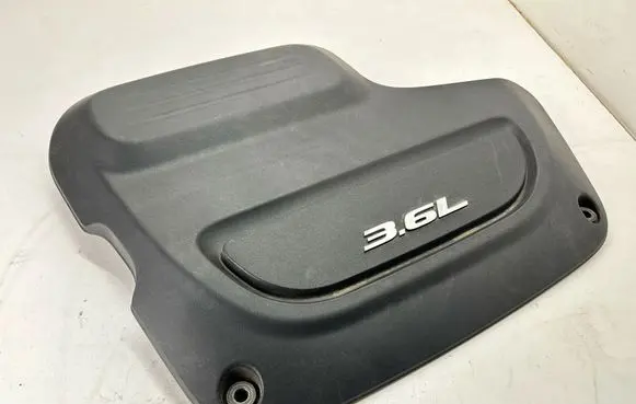 Chrysler Pacifica Engine cover (trim) 04861764AB 05281384AD