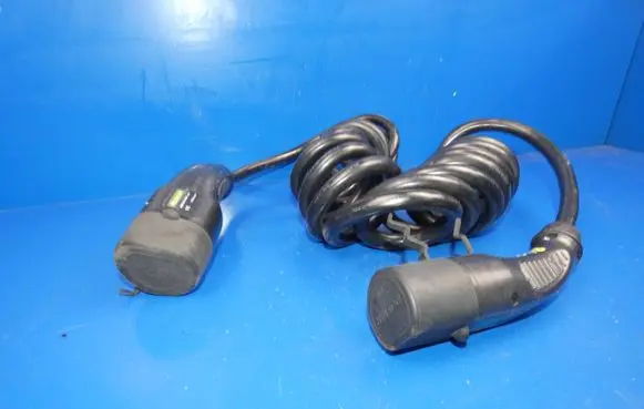 Volvo XC90 Electric car charging cable 