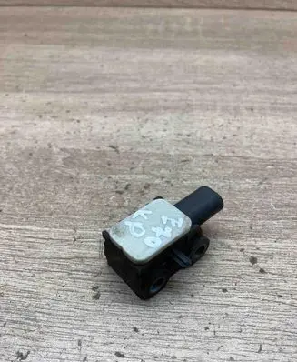 BMW X5 E70 Airbag deployment crash/impact sensor 9152262