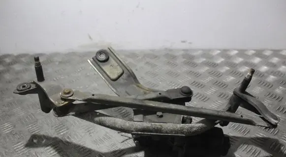 Fiat Linea Front wiper linkage and motor