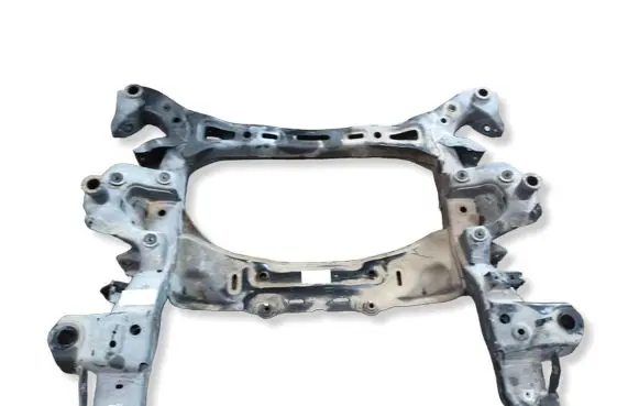 KIA Stinger Front subframe J5A044742 20180713 084623