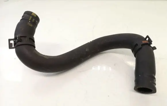 Lexus IS 220D-250-350 Engine coolant pipe/hose