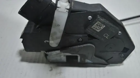 Ford Fiesta Front door lock 8A6AA21812BG