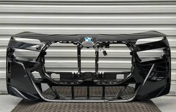 BMW 7 G70 Front bumper