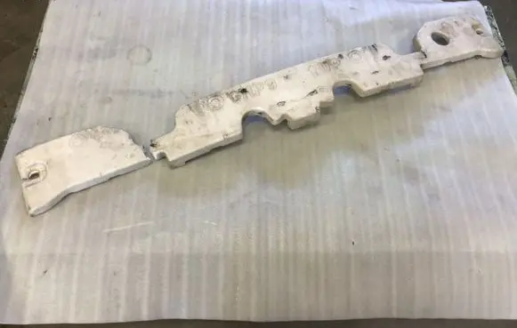 Mazda 6 Front bumper foam support bar 5261102260 GPH950111