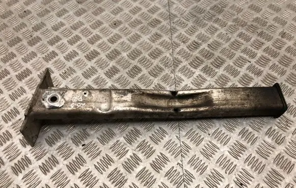 Citroen DS5 Front bumper shock/impact absorber 