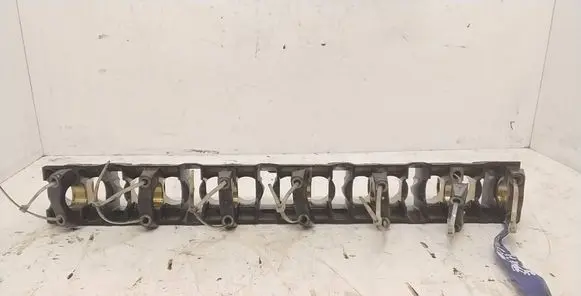 BMW 5 E34 Other cylinder head part 1722305
