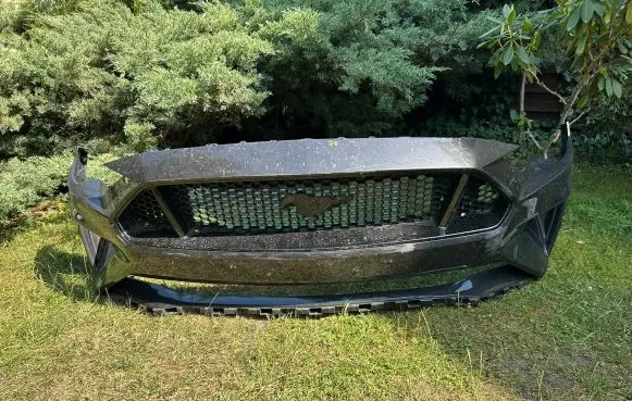 Ford Mustang VI Front bumper JR3B17C831BD