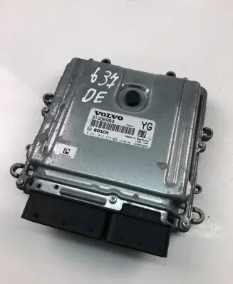 Volvo V70 Engine control unit/module ECU 31336983 0281018414