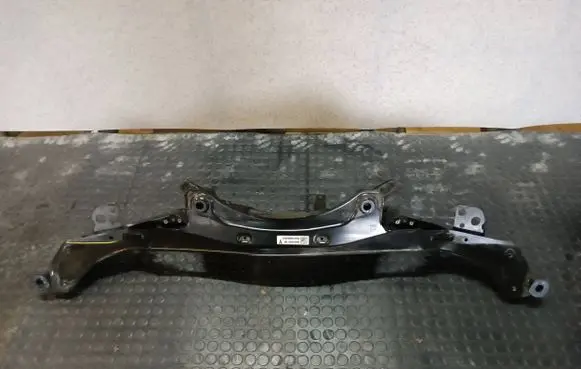 BMW 2 Active Tourer U06 Rear subframe 6894202
