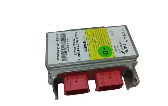 Tesla Model S Airbag control unit/module 101878100B 28428227