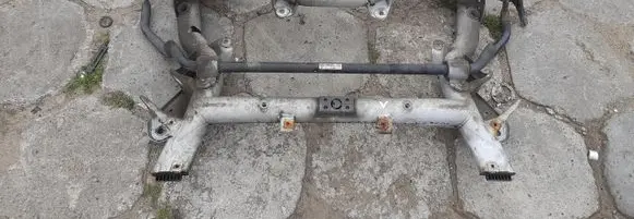 Mercedes-Benz C W204 Front axle beam 