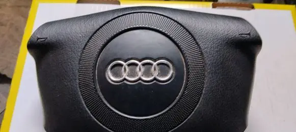 Audi A4 S4 B5 8D Steering wheel airbag PODUSZKAAUDIA4