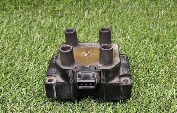 KIA Sportage High voltage ignition coil 