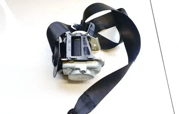 Mercedes-Benz EQB Rear seatbelt 34133471e2 20230708