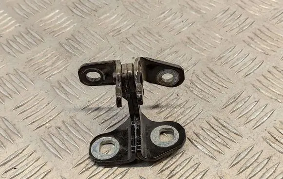 Opel Astra K Rear door upper hinge E008