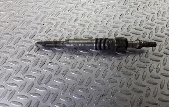 Renault Scenic I Glow plug Y732J