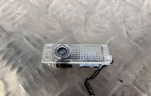 Maserati Ghibli Front door interior light 