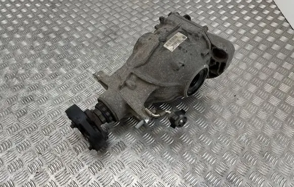 BMW 5 F10 F11 Rear differential 7630828