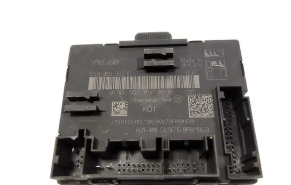 Audi A3 S3 8V Door control unit/module 5Q0959393E 5Q0959393B