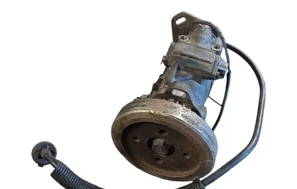 Audi A6 S6 C4 4A Fuel injection high pressure pump 046130108F