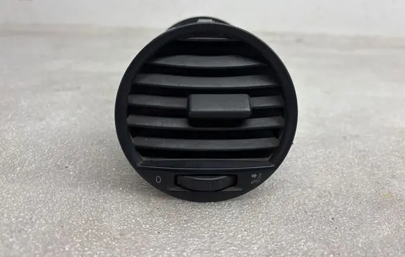 Volkswagen Caddy Dash center air vent grill 2K0819703B