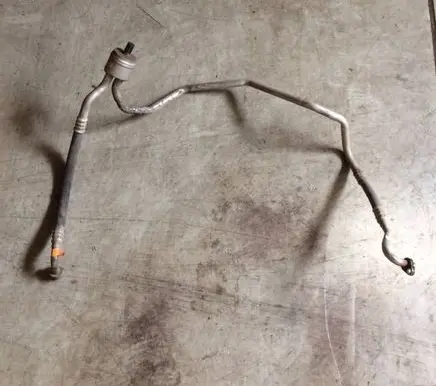 Citroen Berlingo Air conditioning (A/C) pipe/hose 9670626880