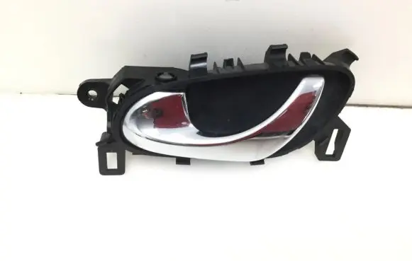 Nissan Qashqai Rear door interior handle