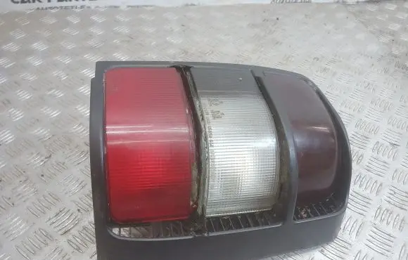 Mitsubishi Pajero Rear/tail lights