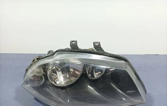 Seat Ibiza III (6L) Headlight/headlamp 6L1941006M