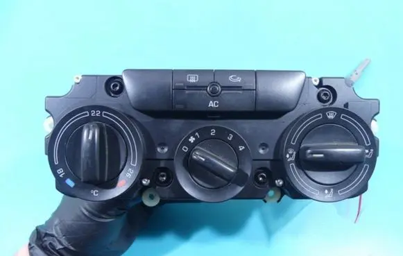 Climate control/heater control trim